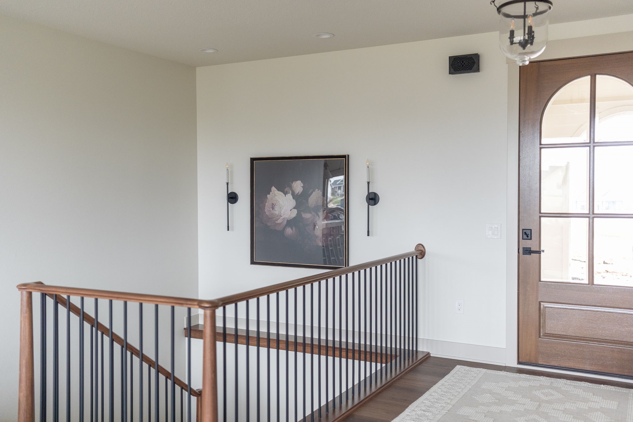 2300 Timberview Drive, Norwalk, Iowa image 2