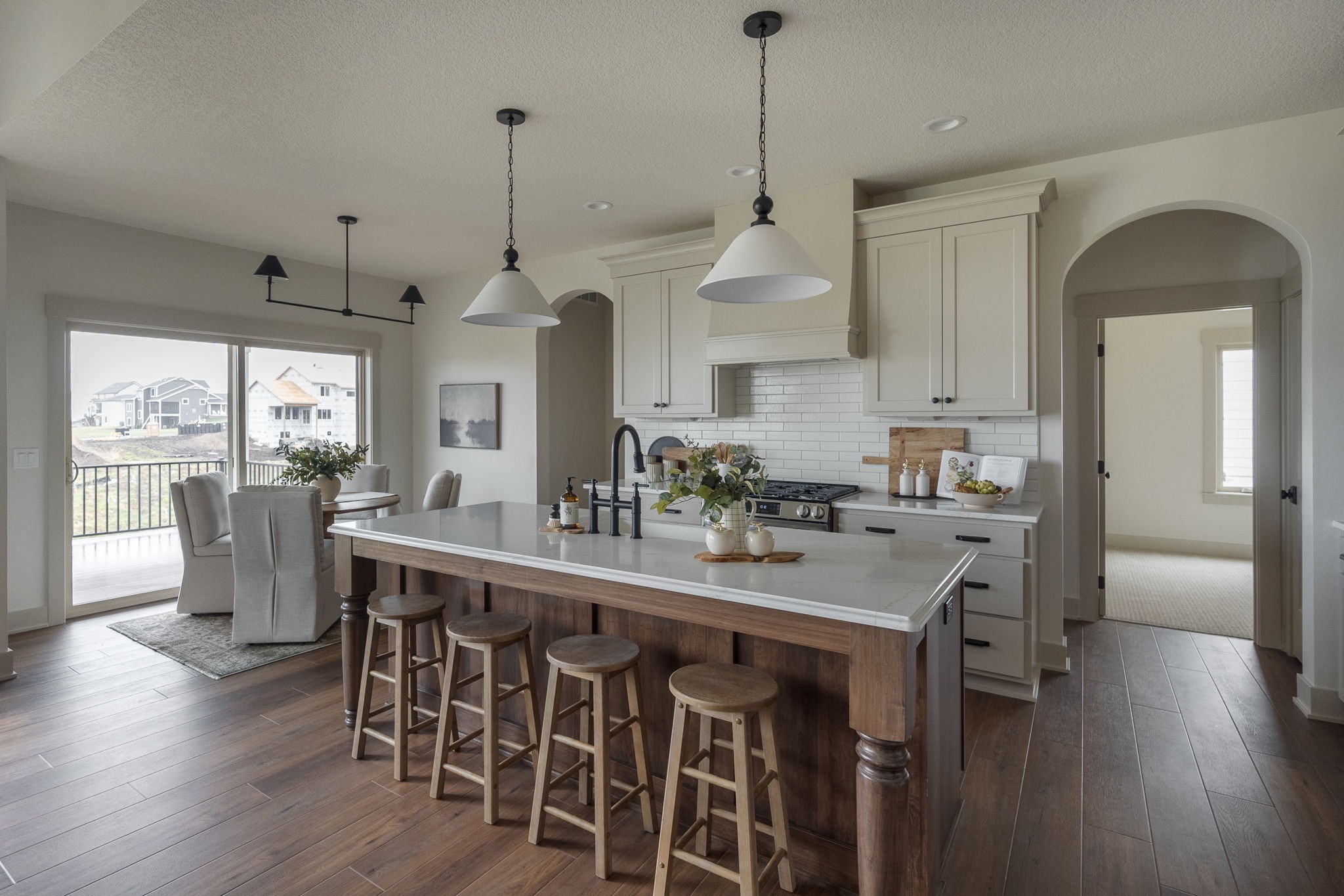 2300 Timberview Drive, Norwalk, Iowa image 18