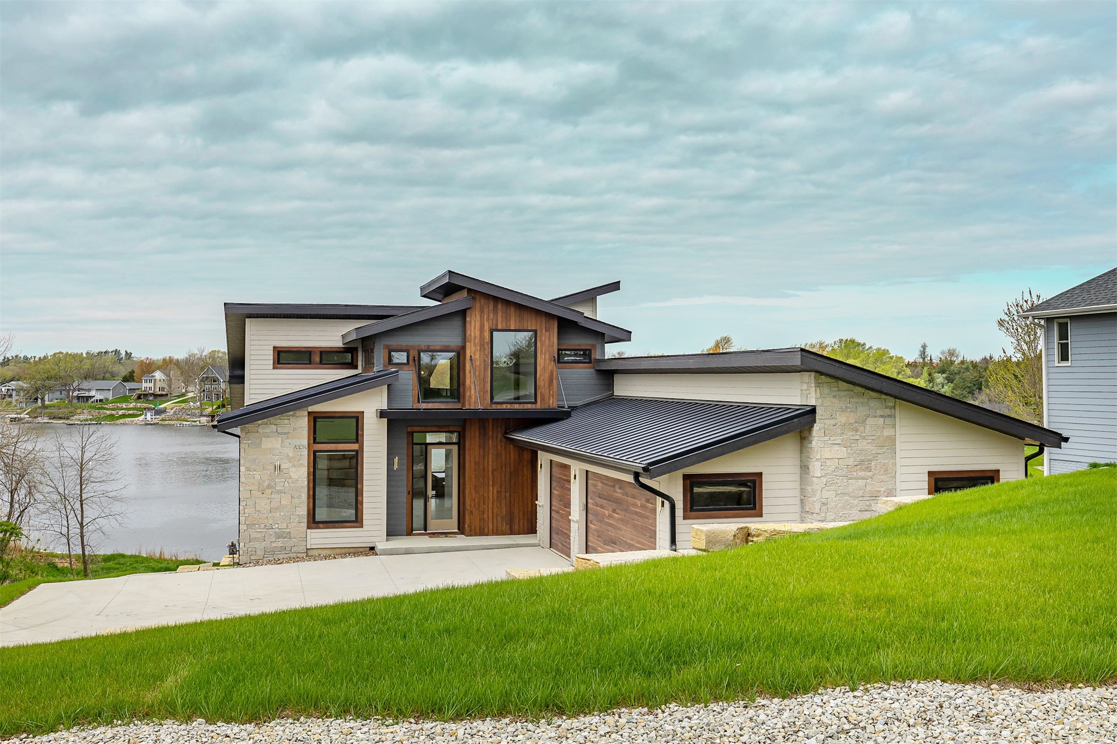 4601 Panorama Drive, Panora, Iowa image 3