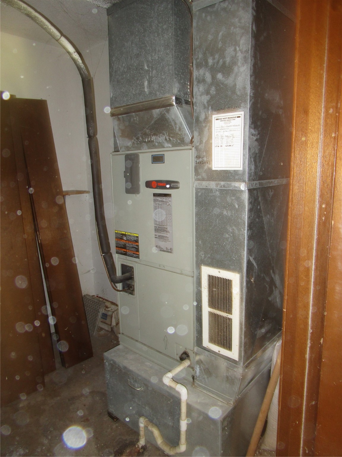 Des Moines, Iowa 50314, United States, 2 Bedrooms Bedrooms, ,1 BathroomBathrooms,Residential,Active,186024