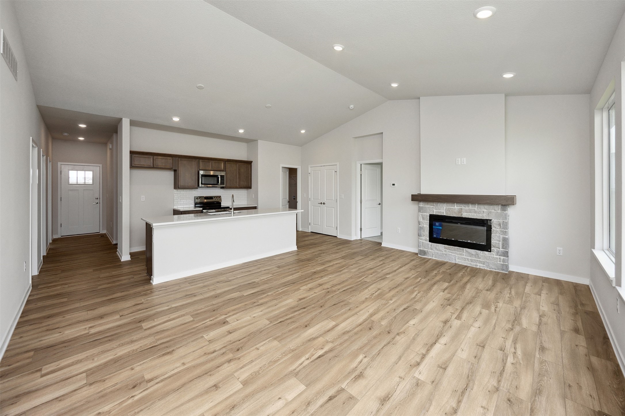 9906 Watermeadow Circle