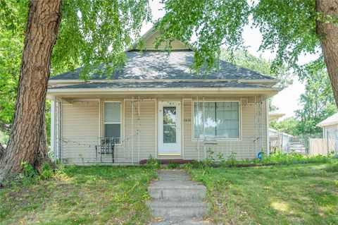 Single Family Residence in Des Moines IA 3849 Cornell Street.jpg