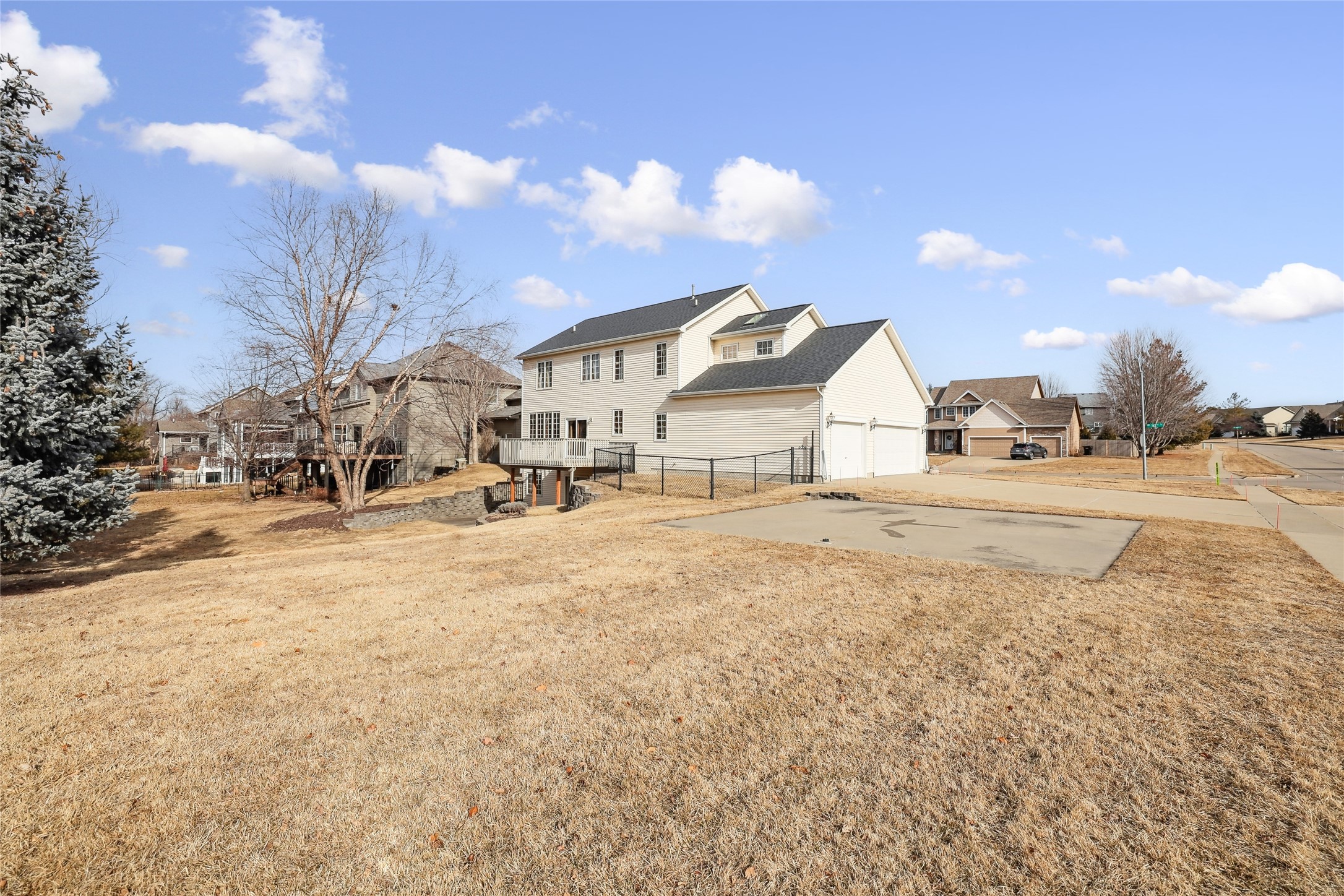 2502 NW 162nd Street, Clive, Iowa image 3