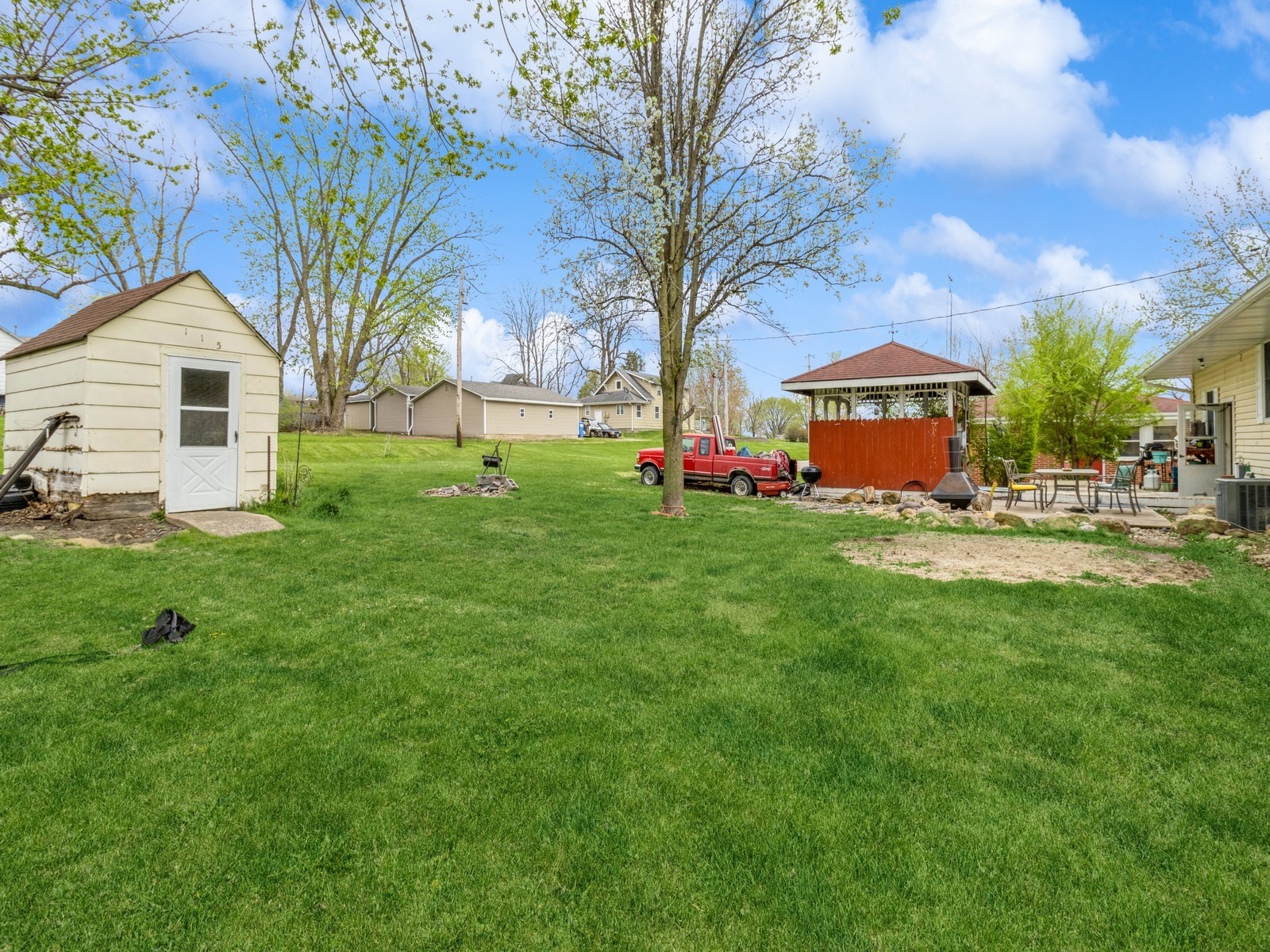 115 N Vine Avenue, Lacona, Iowa image 28