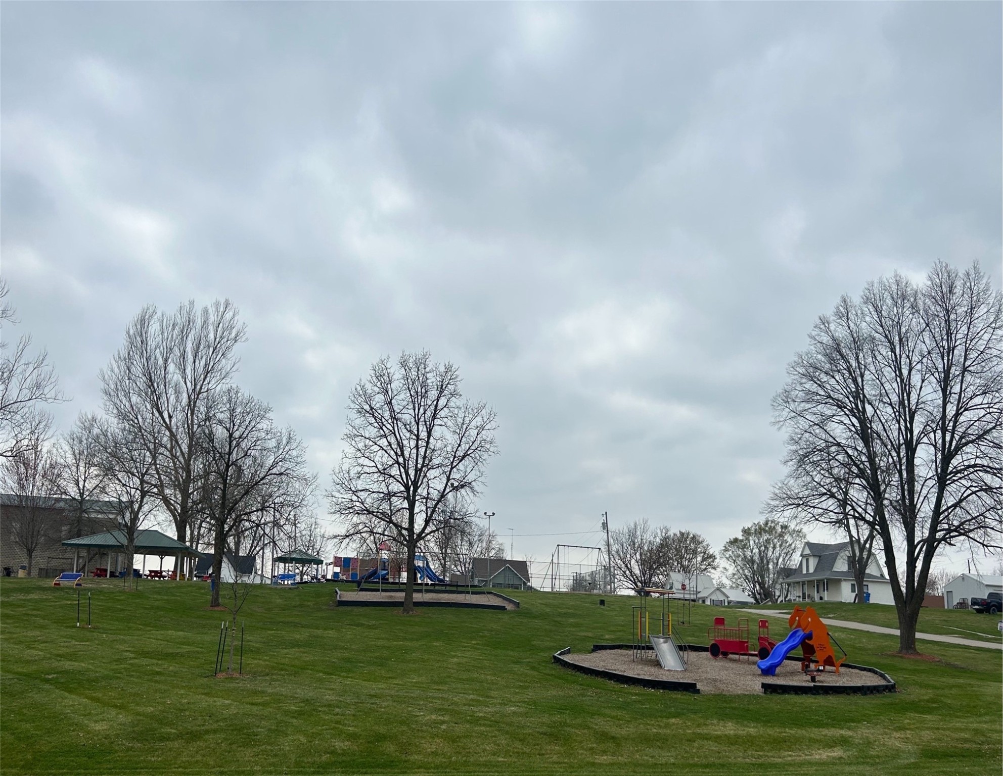 115 N Vine Avenue, Lacona, Iowa image 2