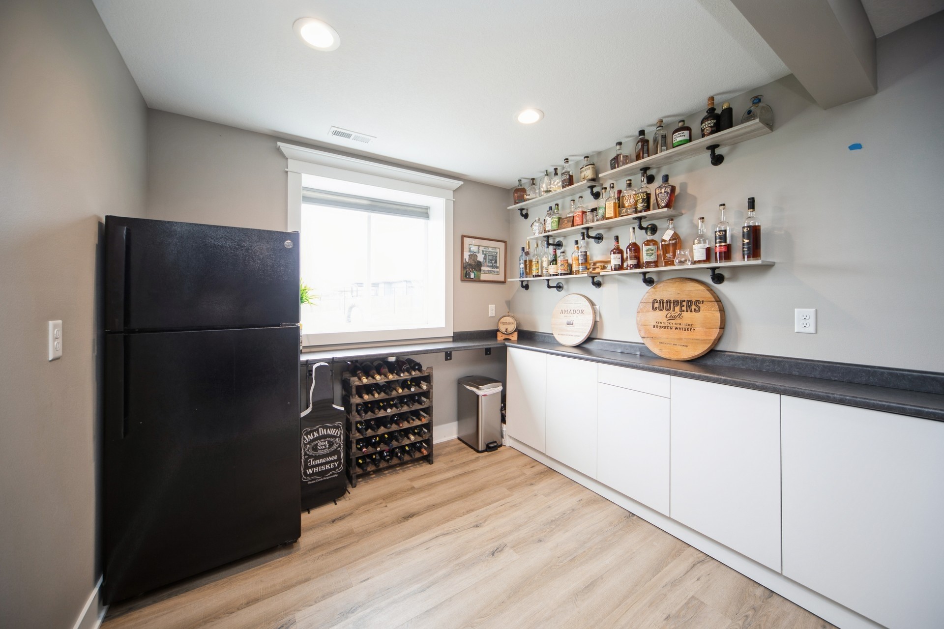 1605 Timberview Drive, Norwalk, Iowa image 24