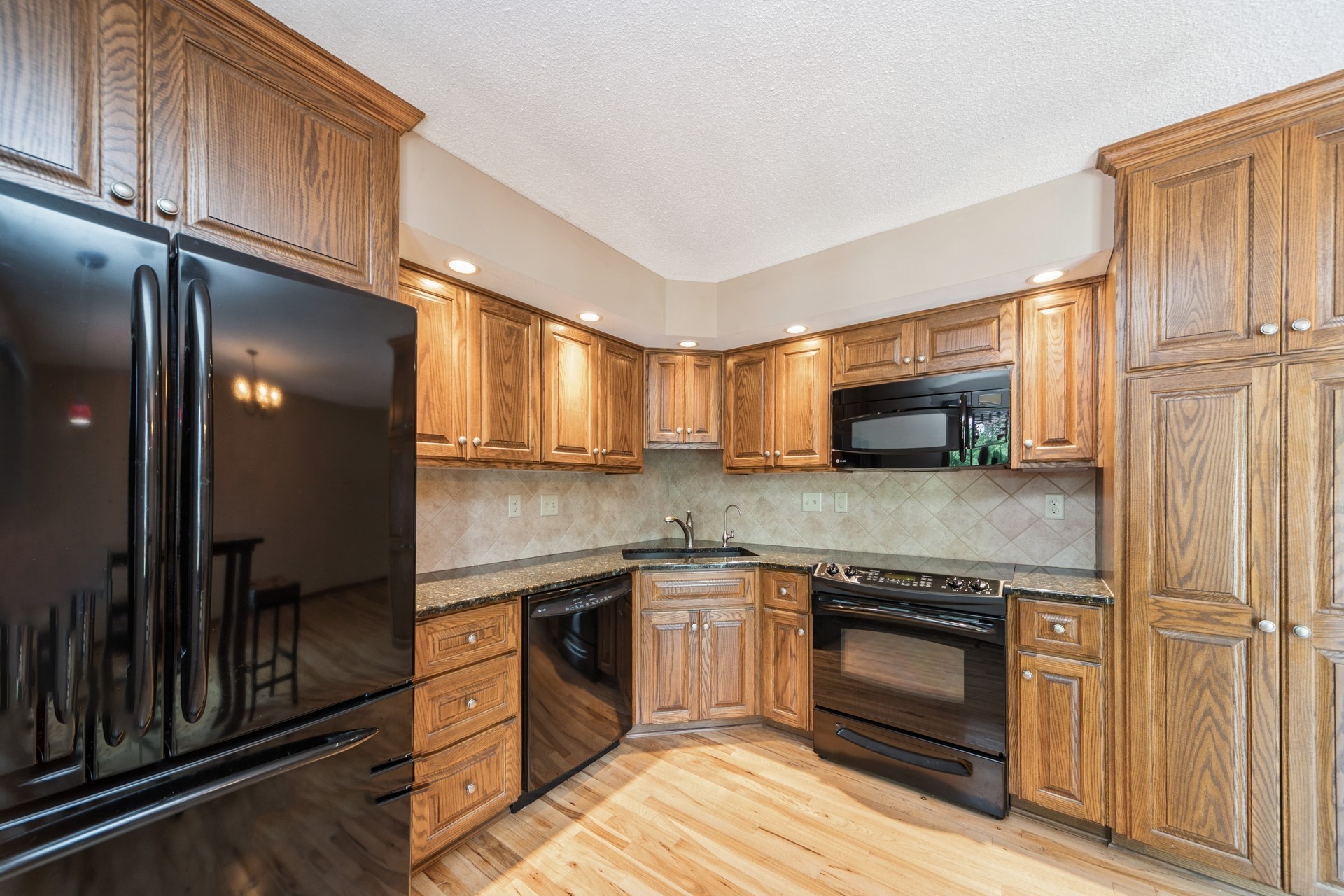 Altoona, Iowa 50009, United States, 4 Bedrooms Bedrooms, ,2 BathroomsBathrooms,Residential,Active,167946