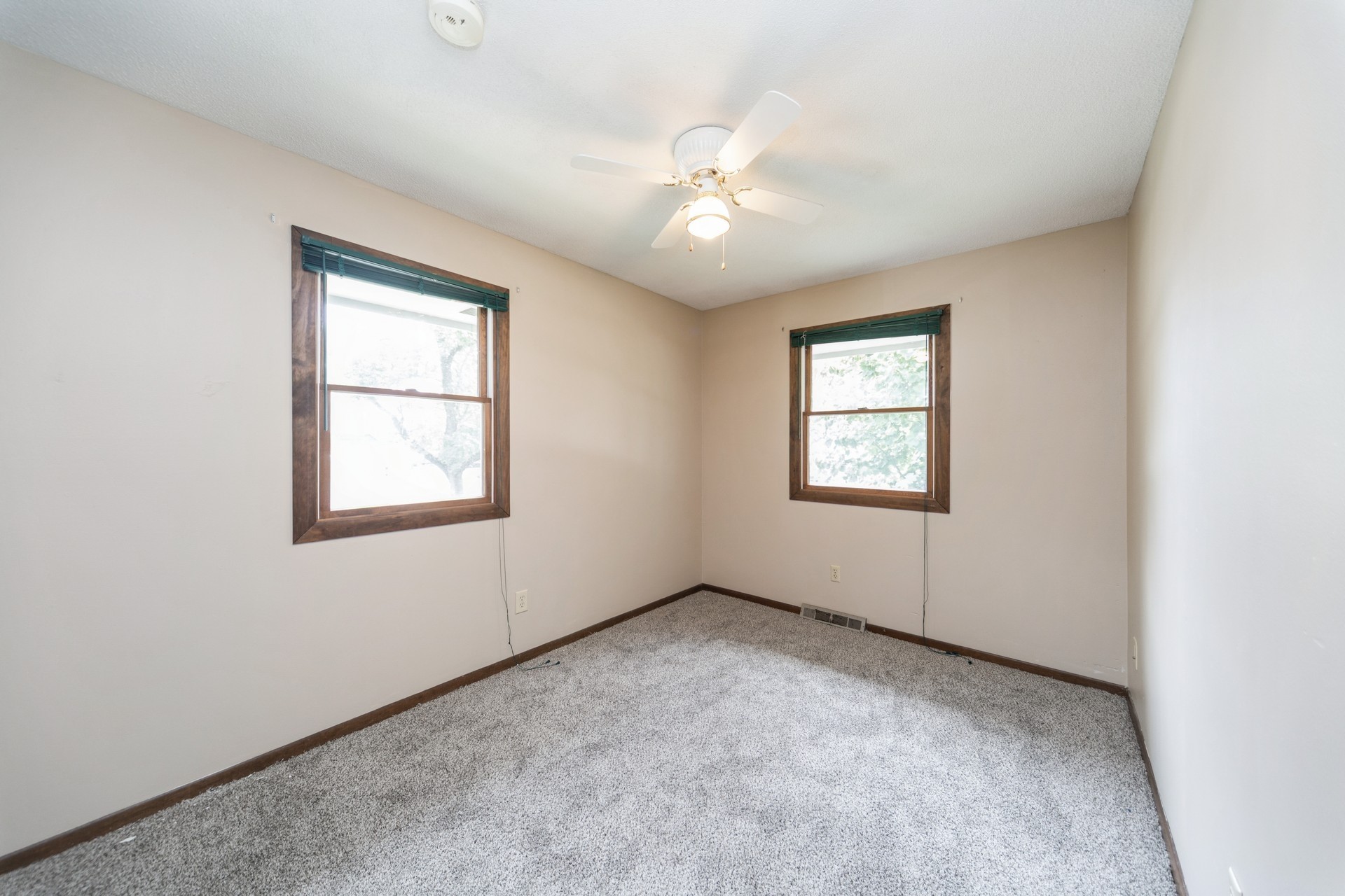 Altoona, Iowa 50009, United States, 4 Bedrooms Bedrooms, ,2 BathroomsBathrooms,Residential,Active,167946