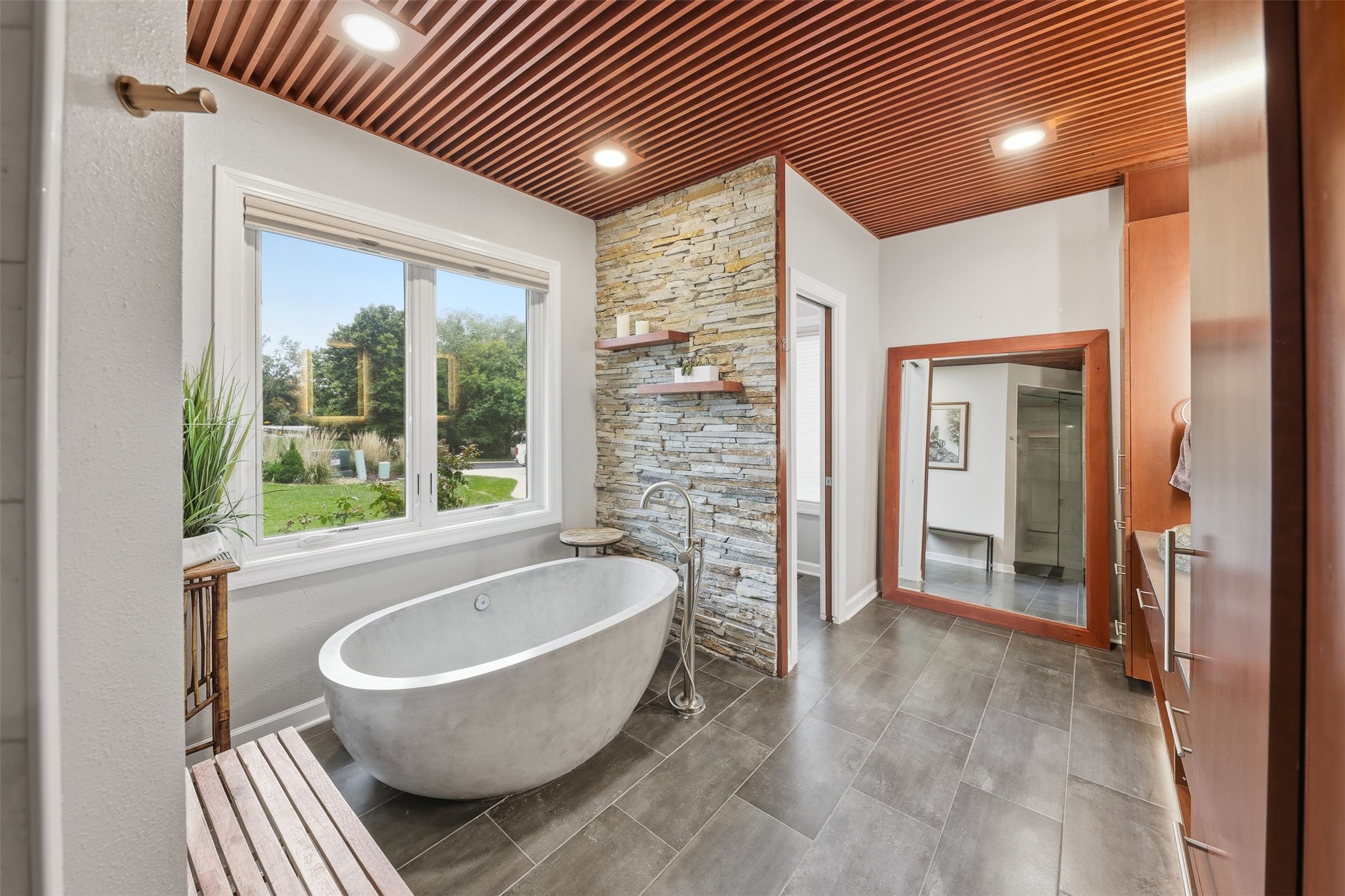 West Des Moines, Iowa, 50266, United States, 5 Bedrooms Bedrooms, ,5 BathroomsBathrooms,Residential,Active,1964503