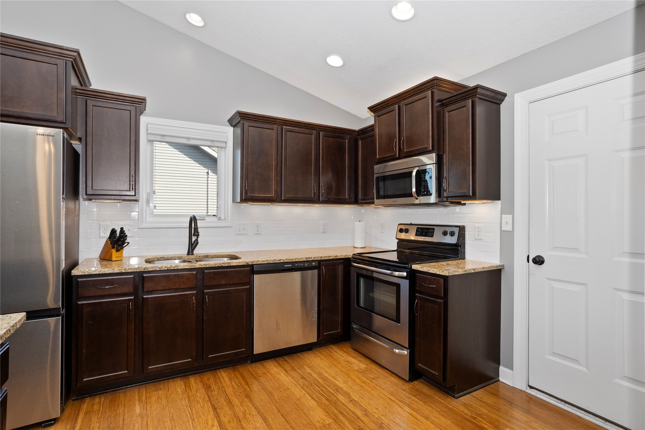 1332 90th Street, West Des Moines, Iowa image 3