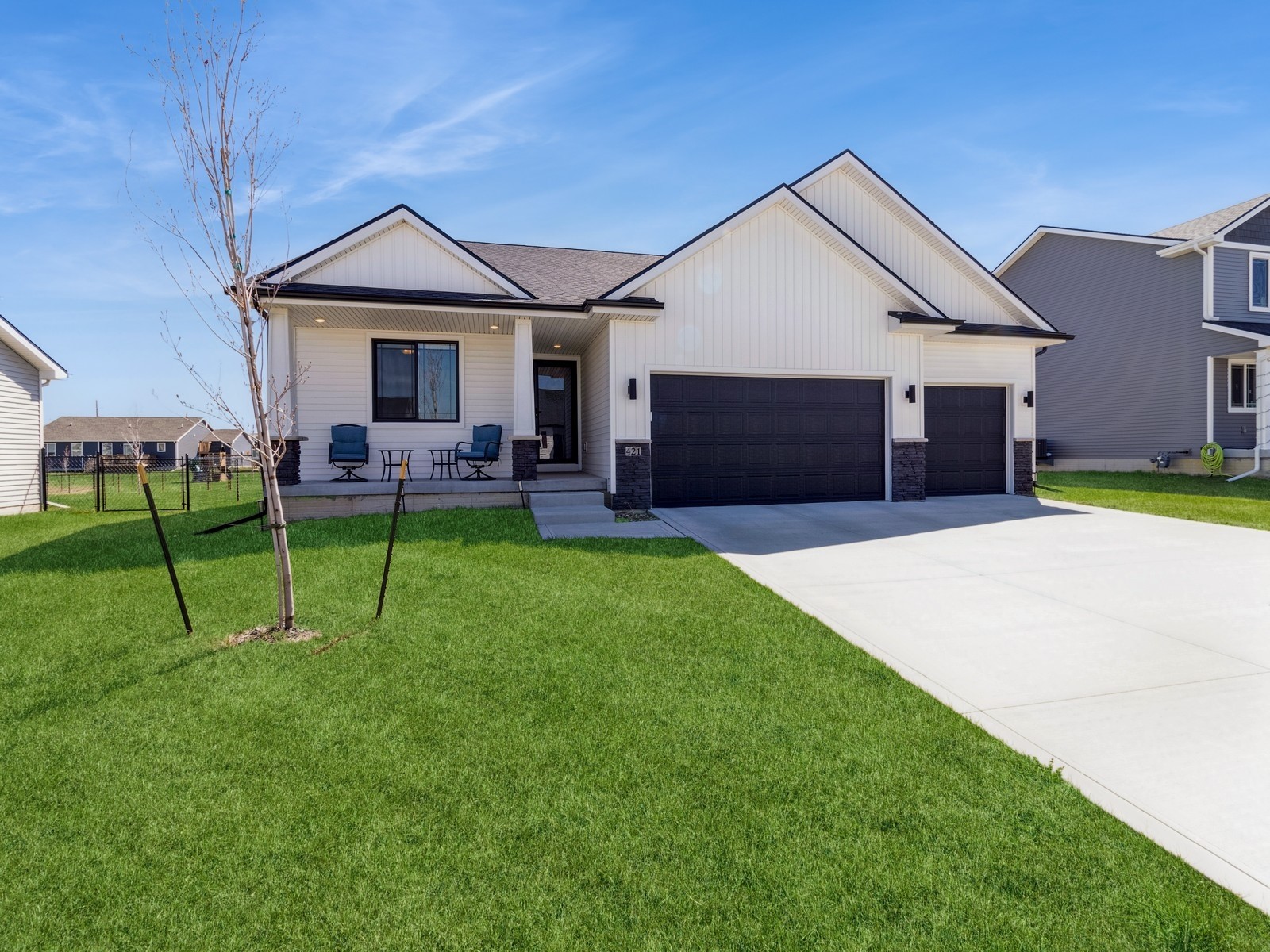 421 Wicker Drive, Huxley, Iowa image 1