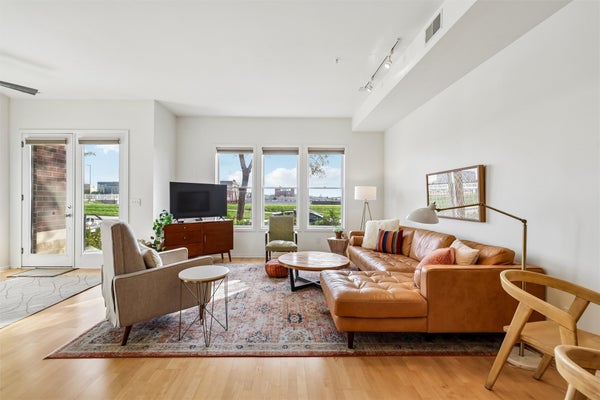 100 WATER ST APT 103, DES MOINES, IA 50309 - Image f6d792dad3dd4c7f09b86efaa5fc4262/1826102098
