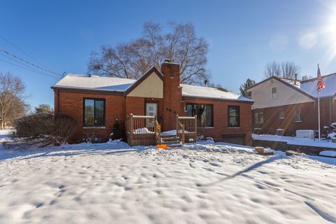 3215 54th Street Des Moines IA 50310