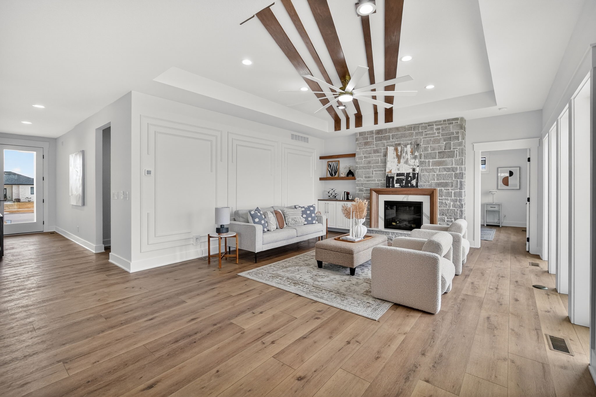 215 NW Woodmoor Drive