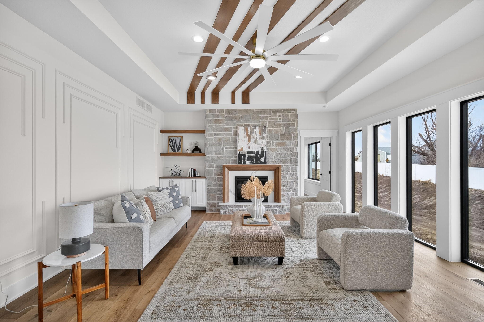 215 NW Woodmoor Drive