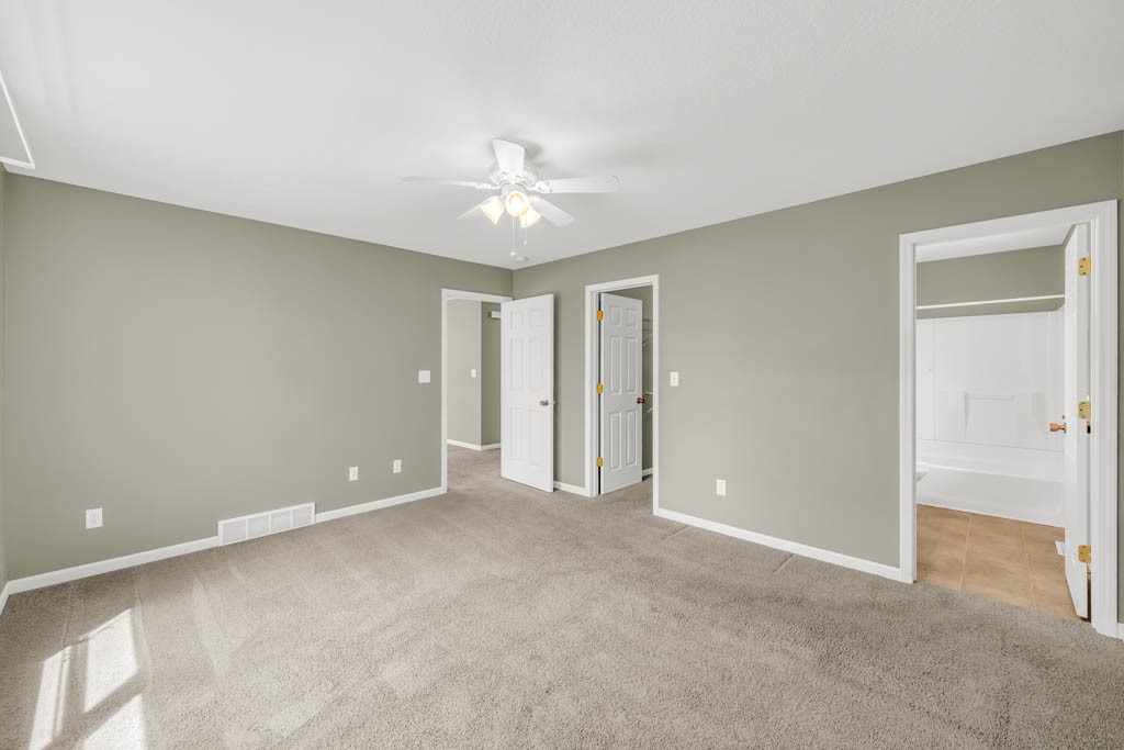 501 E 19th Street #10, Newton, Iowa image 14