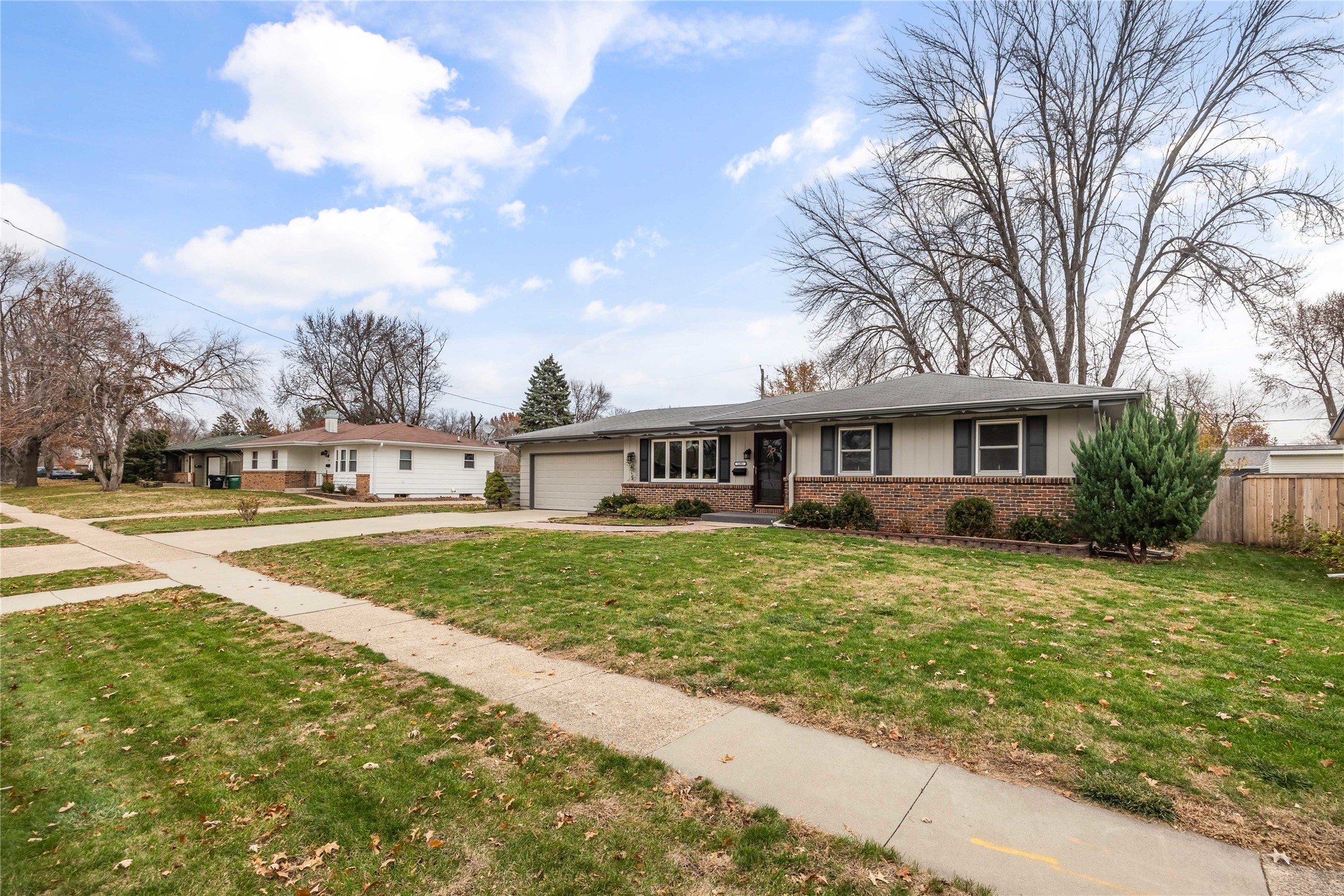 1201 SE Sharon Drive, Ankeny, Iowa image 3