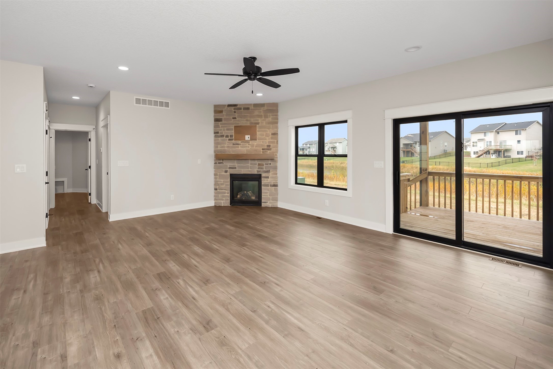 55 NW Alderleaf Drive