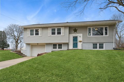 Homes For Sale - 310 S Conrey Street<br/> Marion County, Knoxville, IA 50138