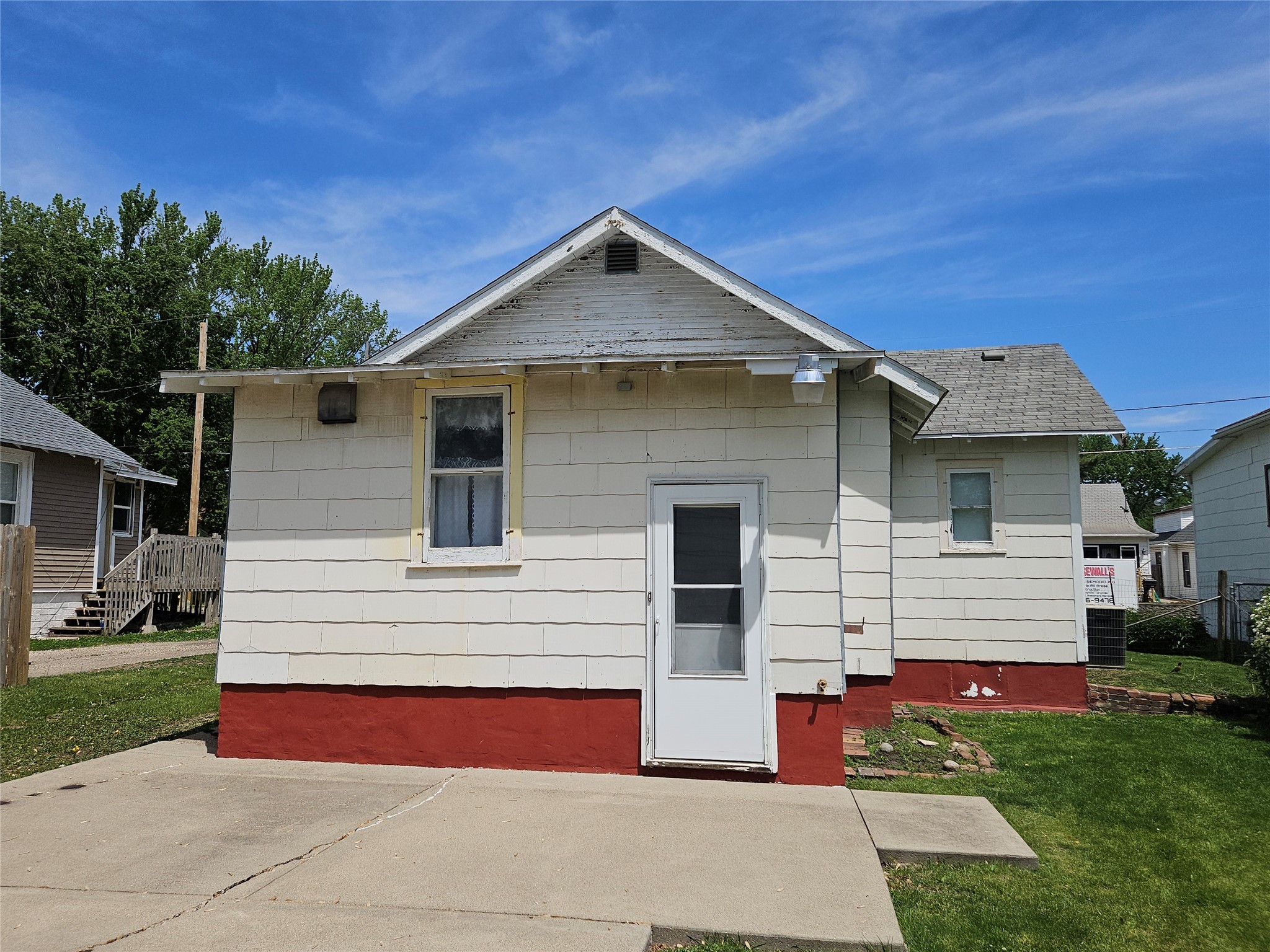 2933 Lyon Street, Des Moines, Iowa image 4