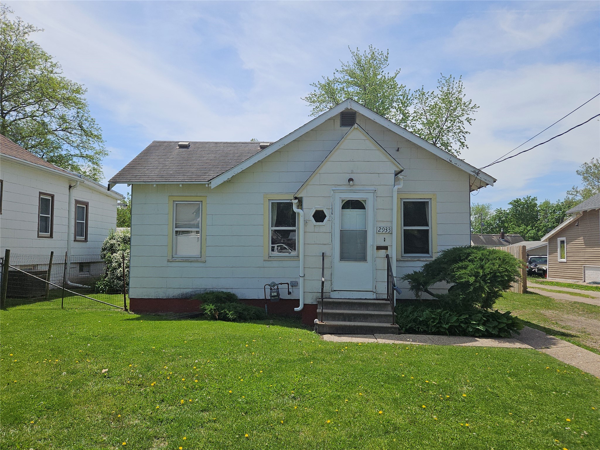 2933 Lyon Street, Des Moines, Iowa image 1