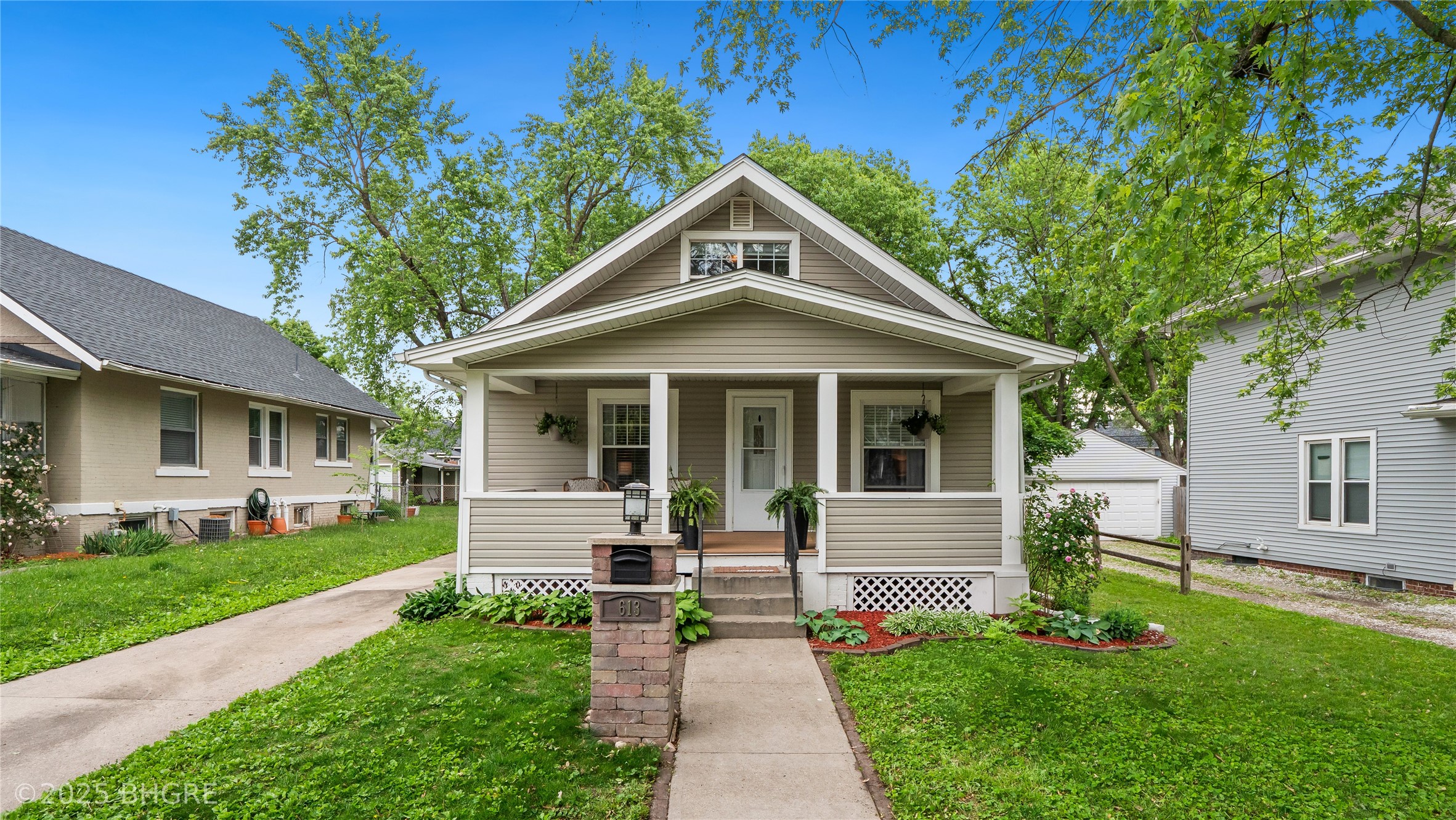 613 7th Street, West Des Moines, Iowa image 1