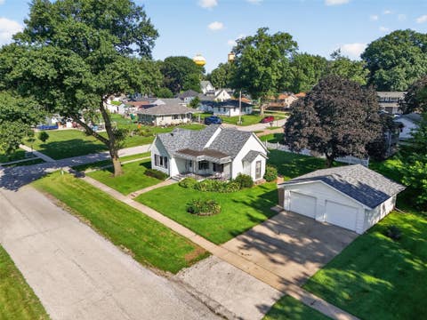 Homes For Sale - 535 Main Street<br/> Carlisle, IA 50047