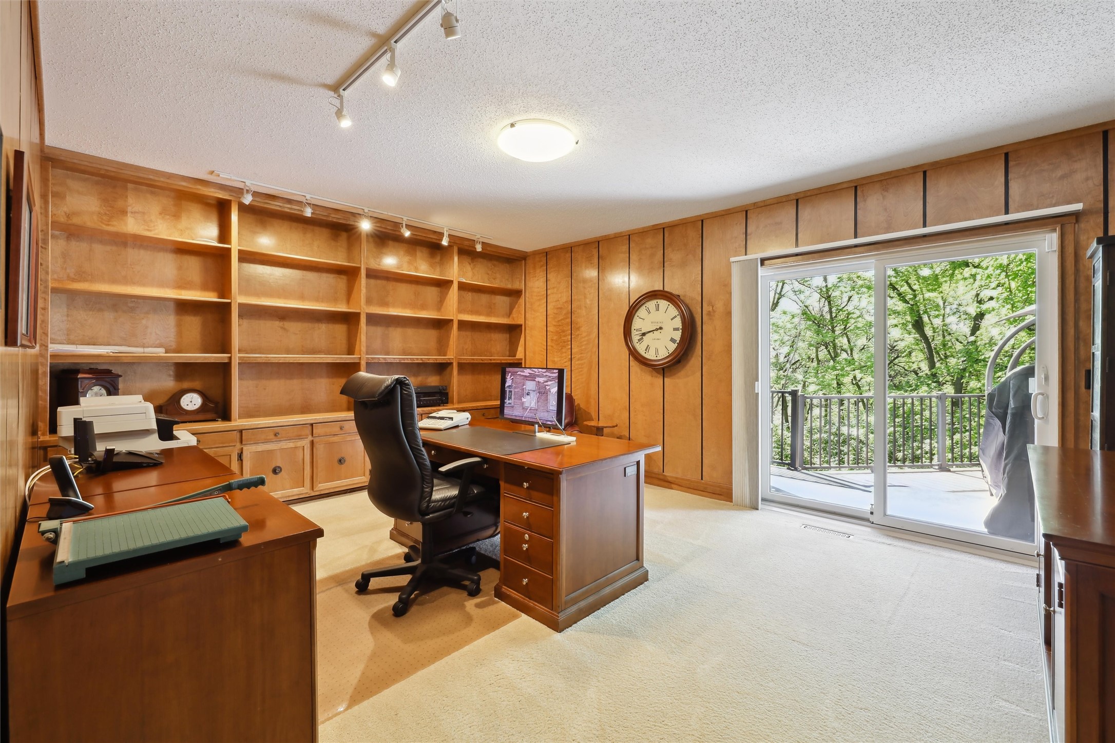 13282 Oak Brook Drive