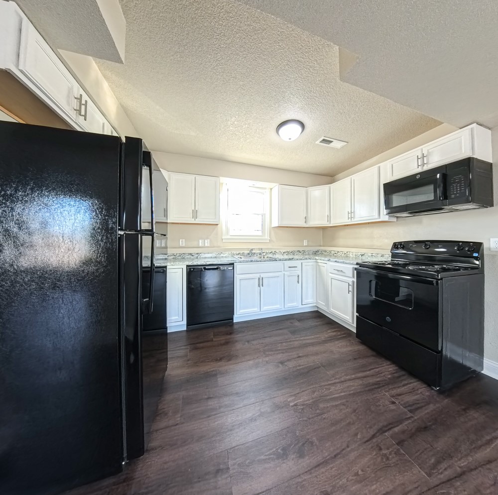 1512 Horse N Buggy Drive