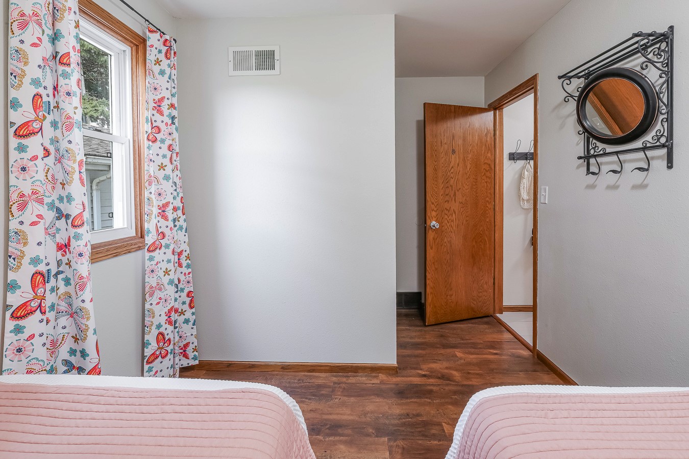 1806 Neil Drive, Pella, Iowa image 11