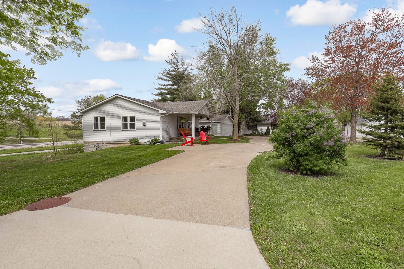 1806 Neil Drive, Pella, Iowa image 24