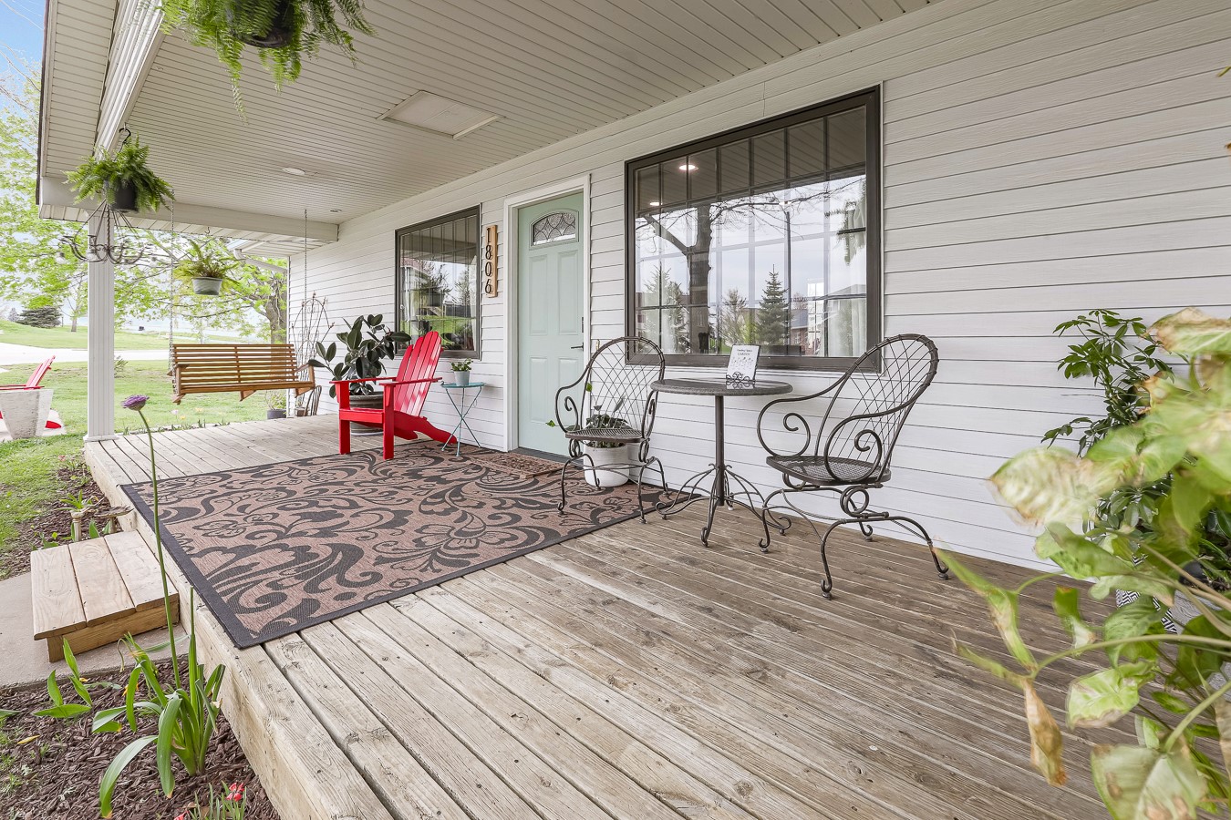 1806 Neil Drive, Pella, Iowa image 1