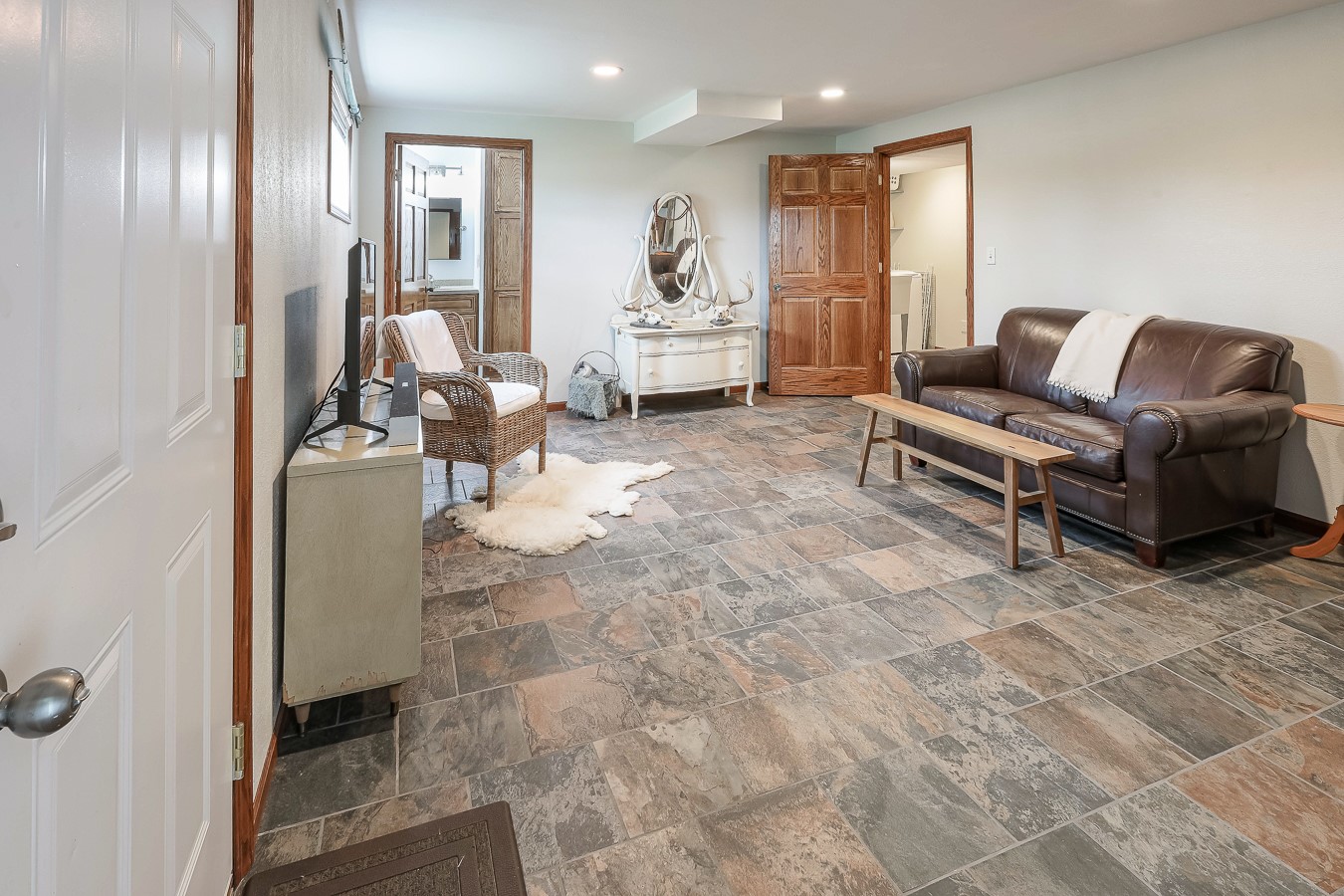 1806 Neil Drive, Pella, Iowa image 18