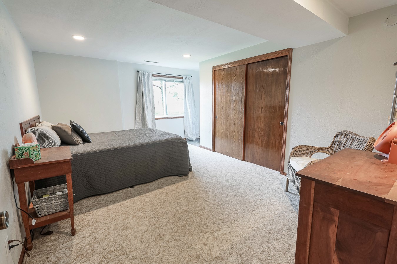 1806 Neil Drive, Pella, Iowa image 16