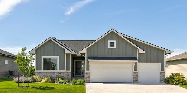 8924 BEERY PL, JOHNSTON, IA 50131 - Image f88e8a155cfe6e5ea0a3b71be3f8e8ea/1170845761