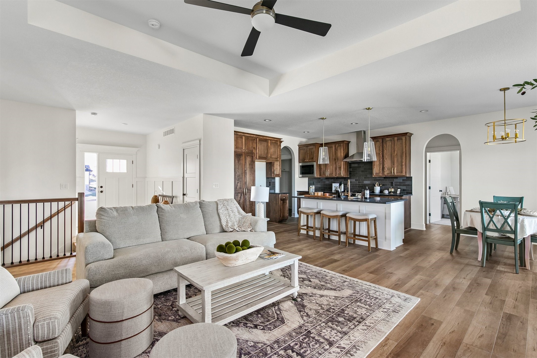 2234 Green Leaf Circle