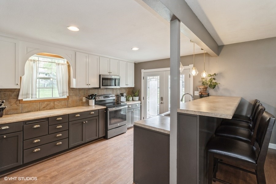8809 Woodmayr Circle, Norwalk, Iowa image 14