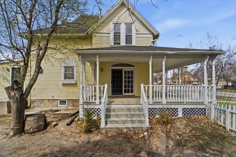 Homes For Sale - 524 N 3rd Street<br/> Marshalltown, IA 50158