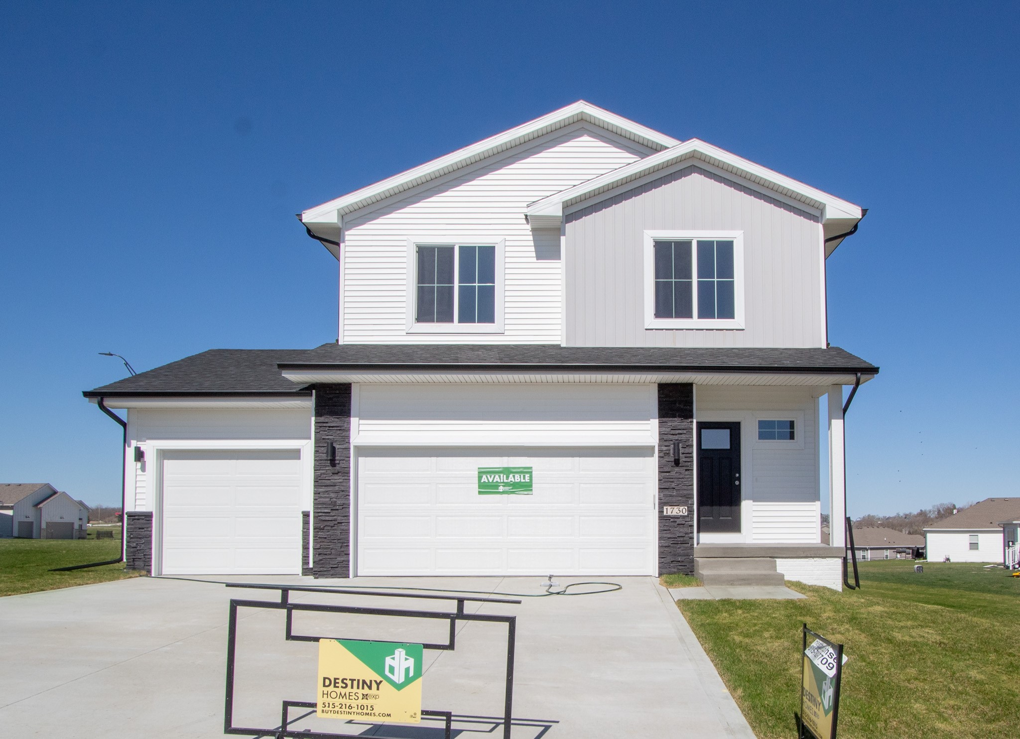 1730 Roebling Road, Adel, Iowa image 1