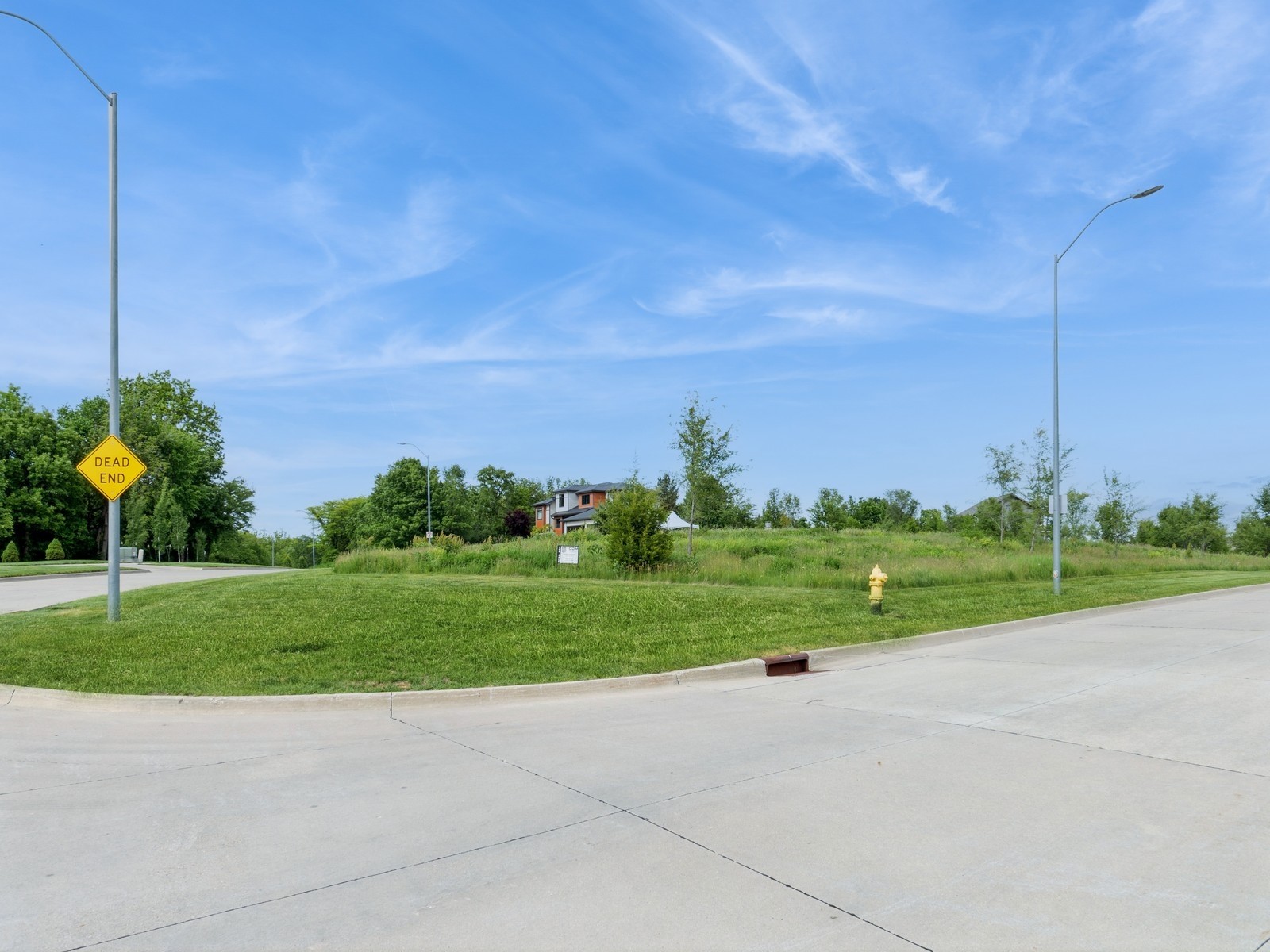 5535 SW Lake Ridge Drive, West Des Moines, Iowa image 2