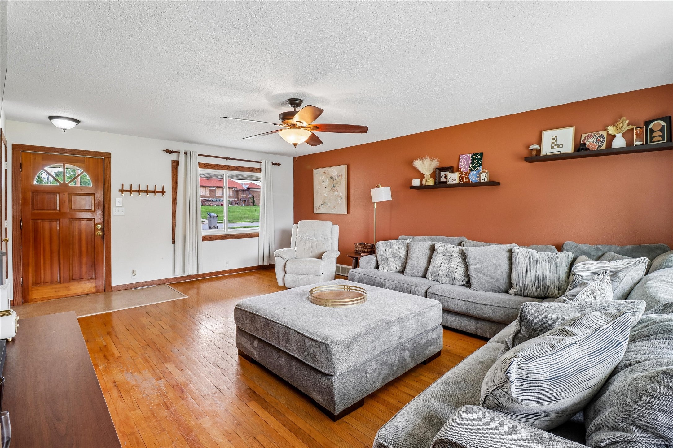 307 E Jasper Street