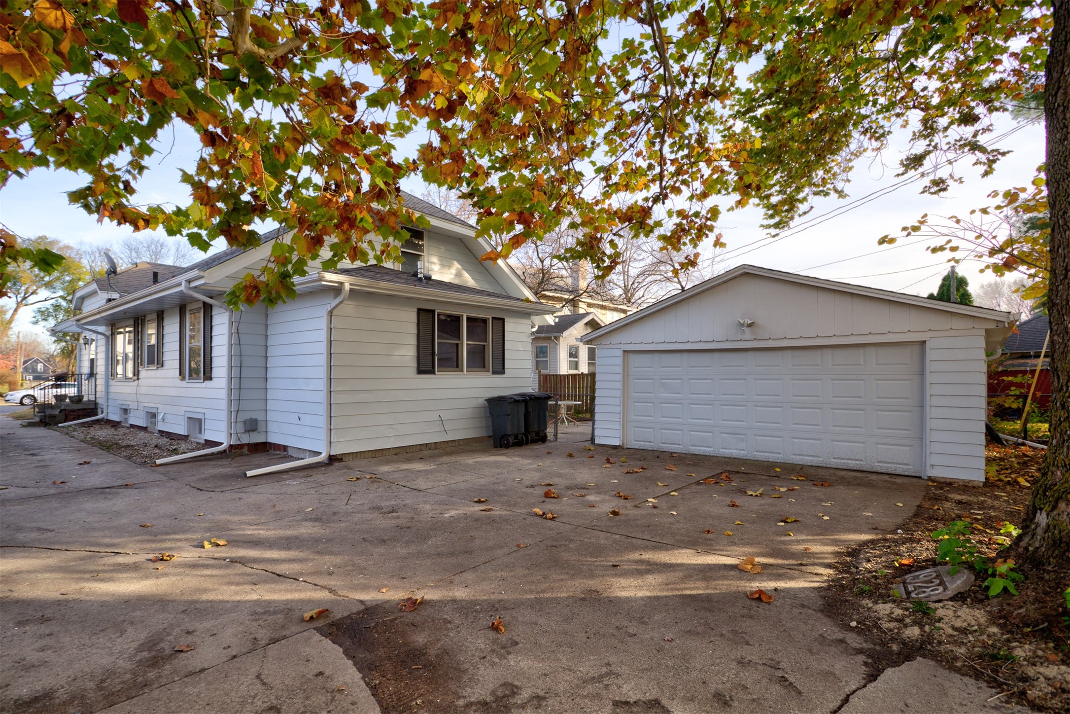 917 Grand Avenue, Ames, Iowa image 3