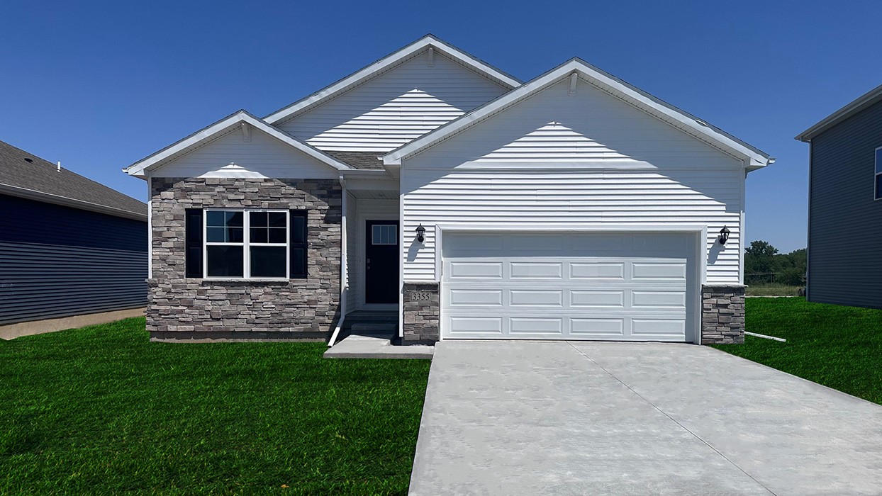 3131 Fleur Drive #102, Des Moines, Iowa image 1