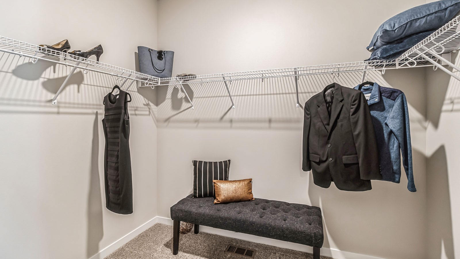 3131 Fleur Drive #102, Des Moines, Iowa image 13