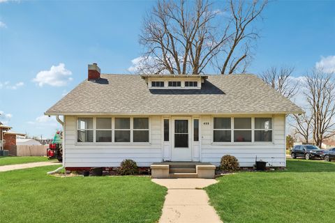 Homes For Sale - 408 N Third Street<br/> Wapello County, Eddyville, IA 52553