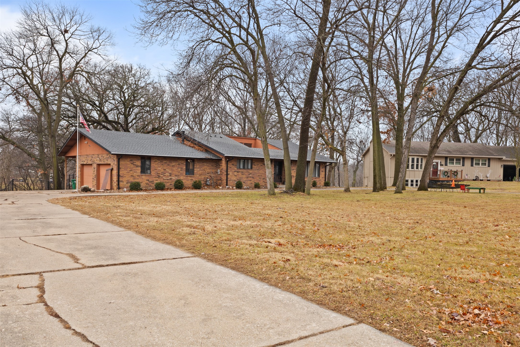 5319 175th Street, Urbandale, Iowa image 1