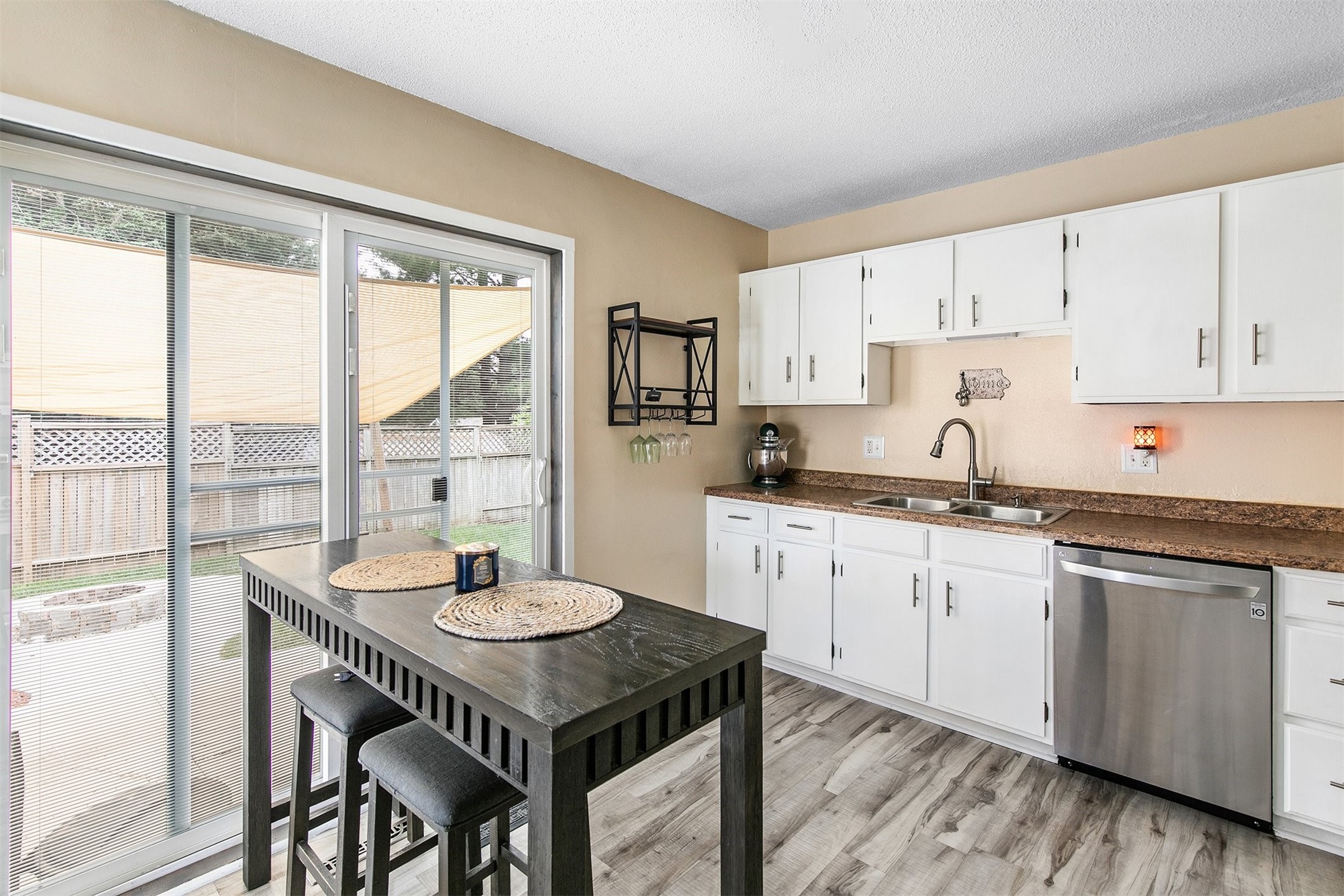 2223 E Rose Avenue, Des Moines, Iowa image 18