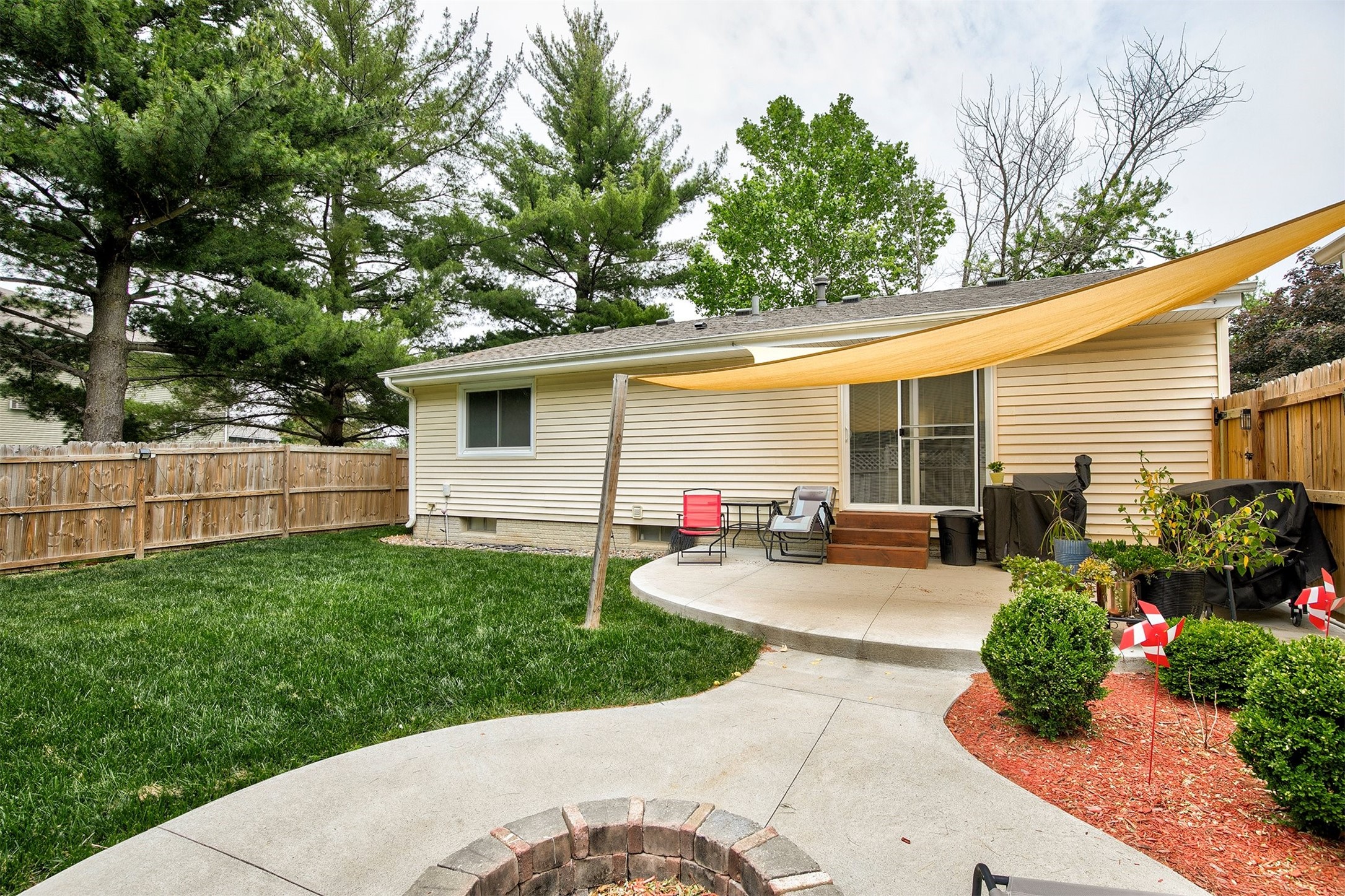 2223 E Rose Avenue, Des Moines, Iowa image 24