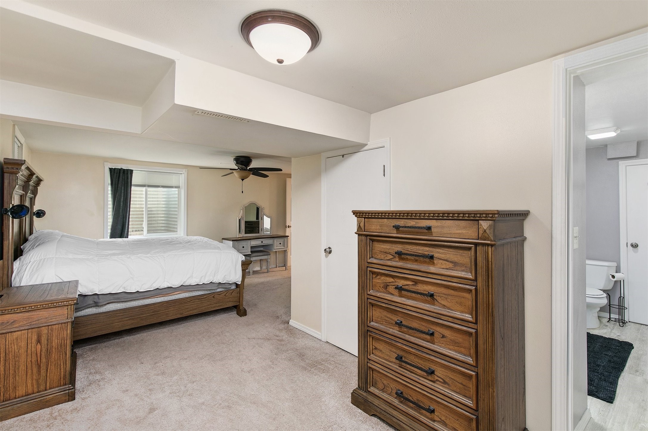 2223 E Rose Avenue, Des Moines, Iowa image 9