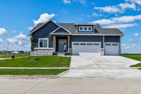 Homes For Sale - 1350 NW Linda Lane<br/> Waukee, IA 50263
